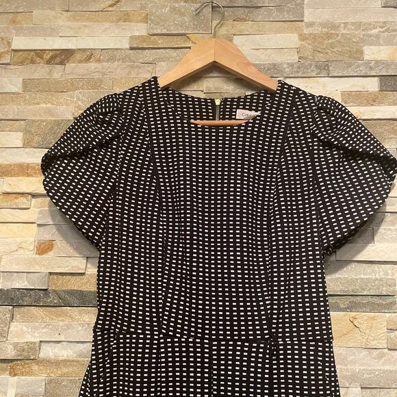 Calvin Klein Size 4 Jumpsuit | Black White Check Belted Short Sleeve NWOT - Picture 4 of 9